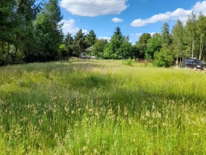 Sprzedam działkę z pozwoleniem na budowę