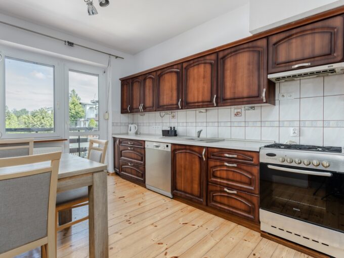 Dom w Poznaniu -7 pokoi, garaż, piwnica, ogród