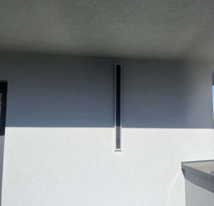 235639_3
