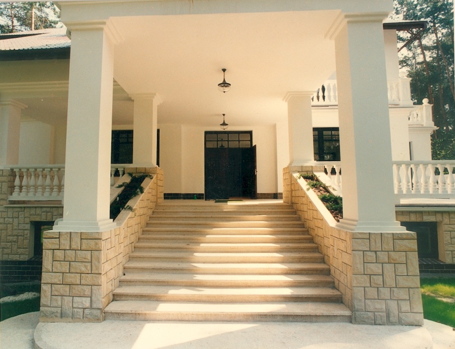 240363_3.jpg