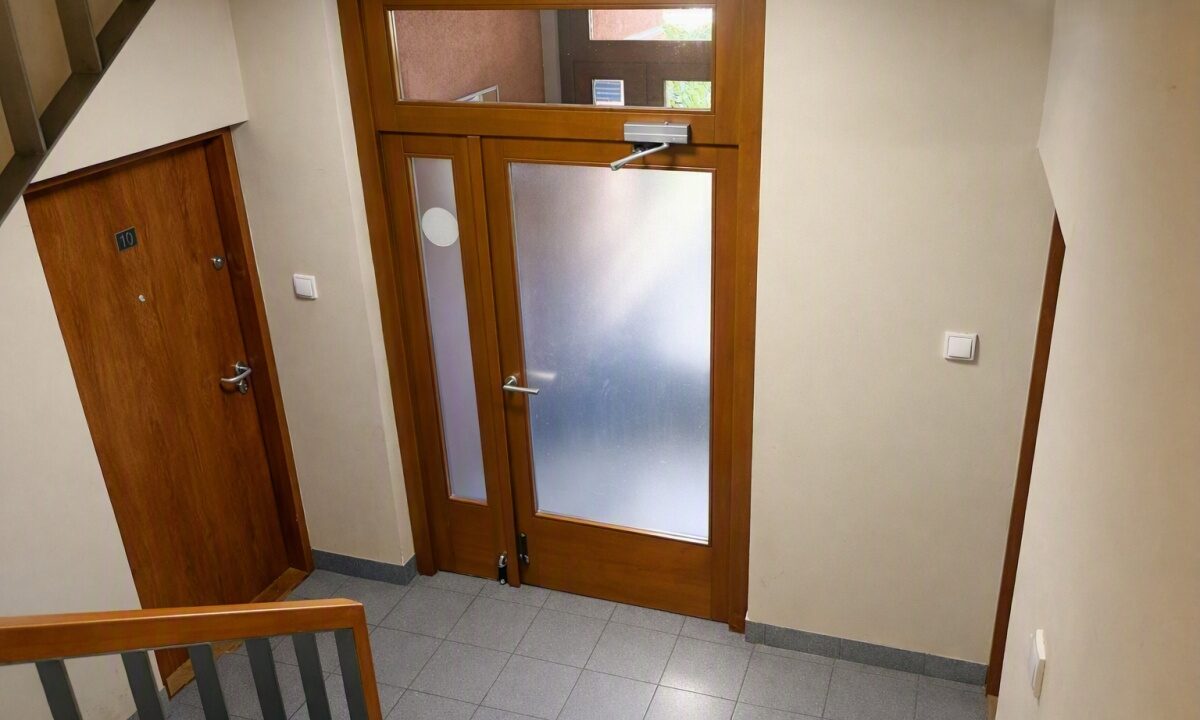 254781_3