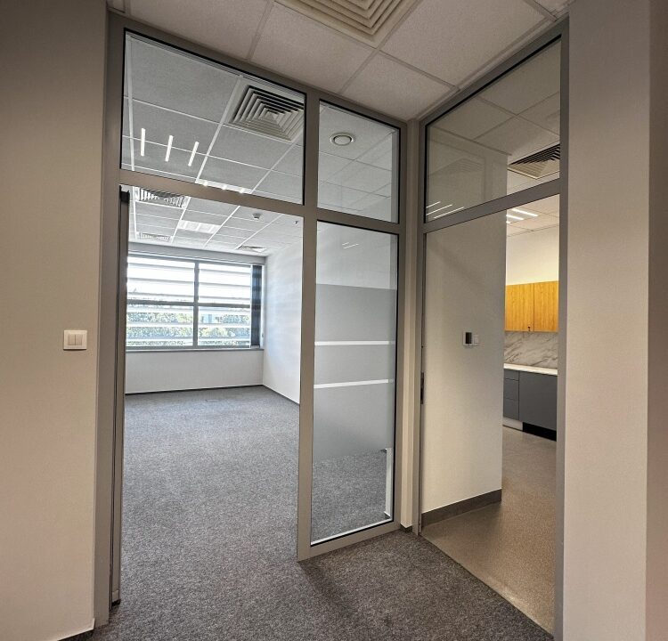 255024_3