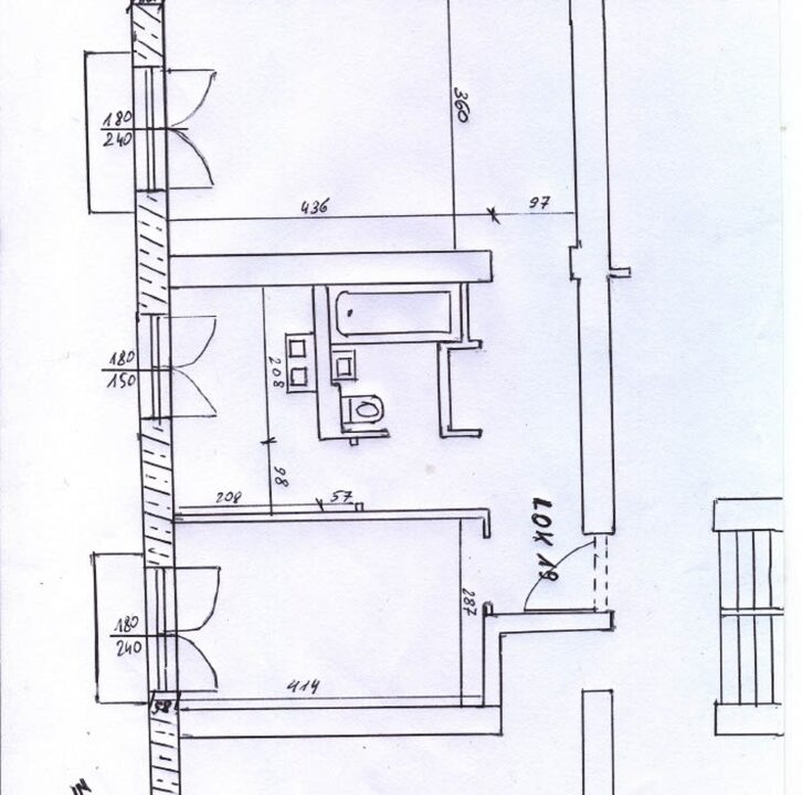 256111_3