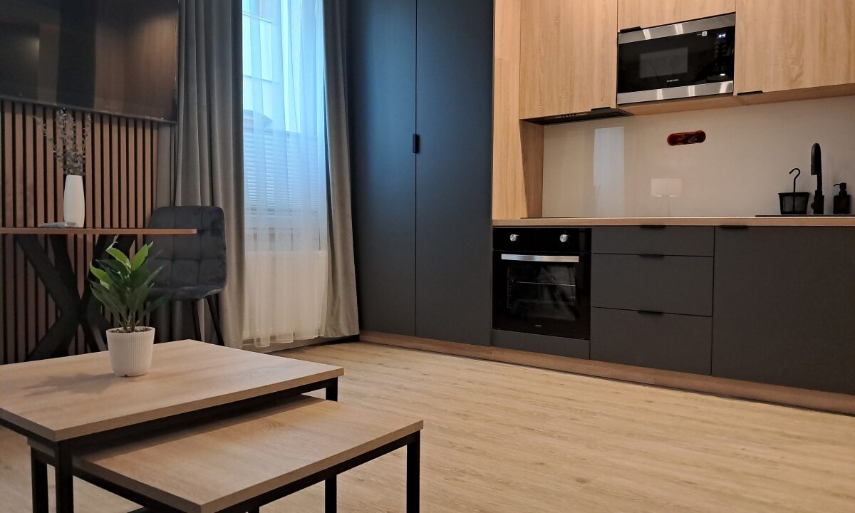 257111_3.jpg
